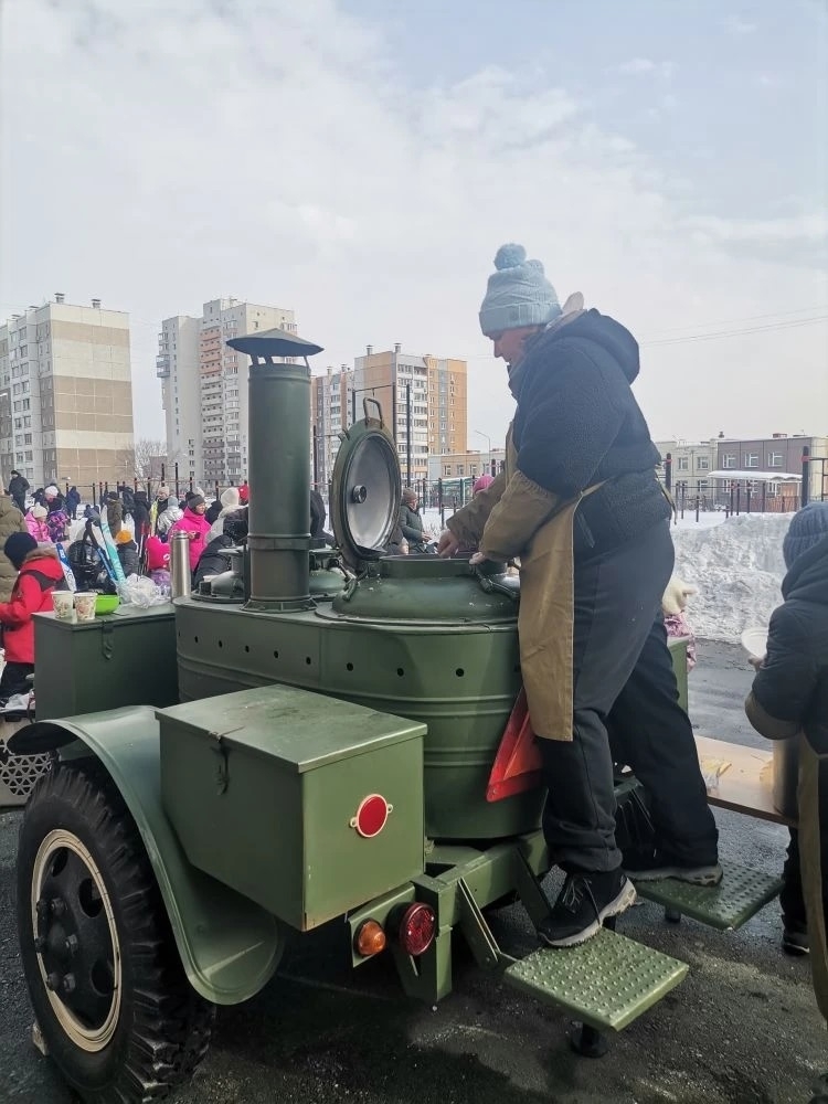 «Сверкающая лыжня»: праздник спорта, здоровья и ароматной каши
